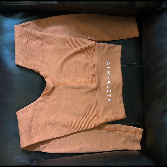 Alphalete HALO LEGGINGS - Picture 8 of 9